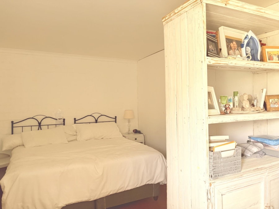 4 Bedroom Property for Sale in Kronenzicht Western Cape